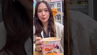 Eating at 7-Eleven Korea! Korean Convenience Store ASMR Mukbang
