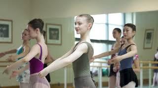 Apply for an intensive course at The Royal Ballet School