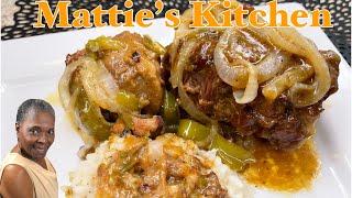 How to Make Old Fashion Oxtails | Oxtails and Gravy Recipe | Mattie’s Kitchen