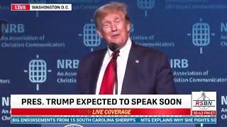 Trump can barely speak, quickly ends event & leaves stage